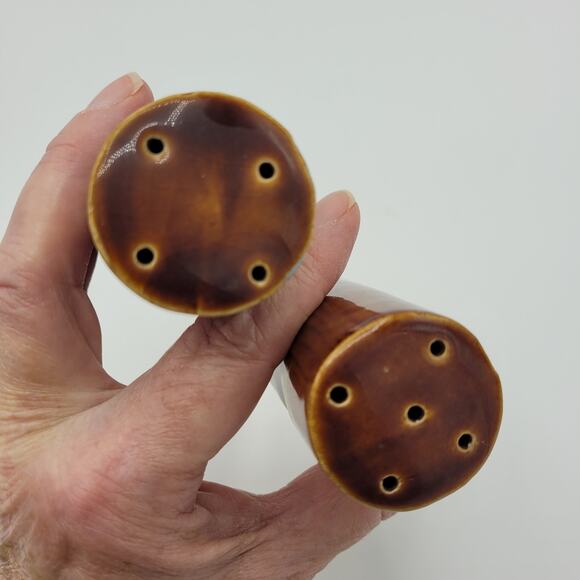 Vintage Pacific Northwest Totem Pole Salt & Pepper Shakers Tiki Influences - Picture 5 of 6